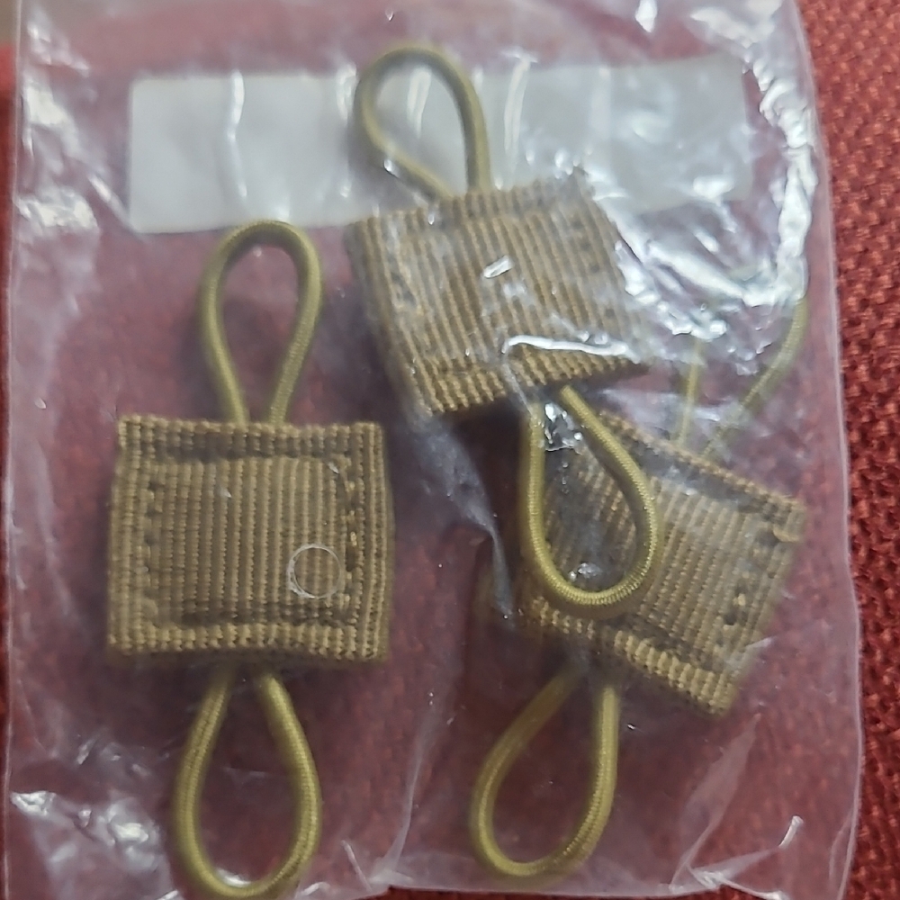 Tan Elastic Loop Fasteners - Picture 6 of 6